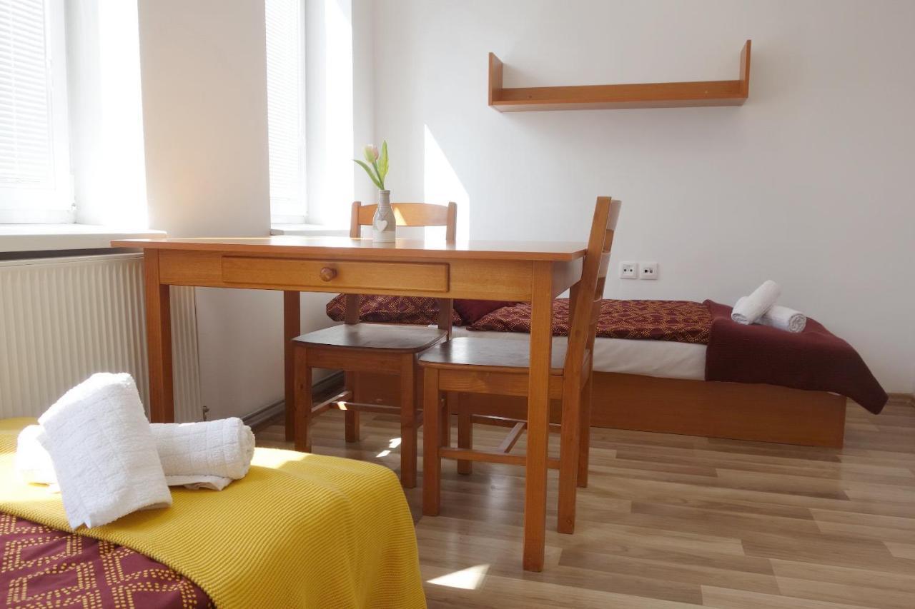 روجومبيروك Apartmany Alzuz المظهر الخارجي الصورة